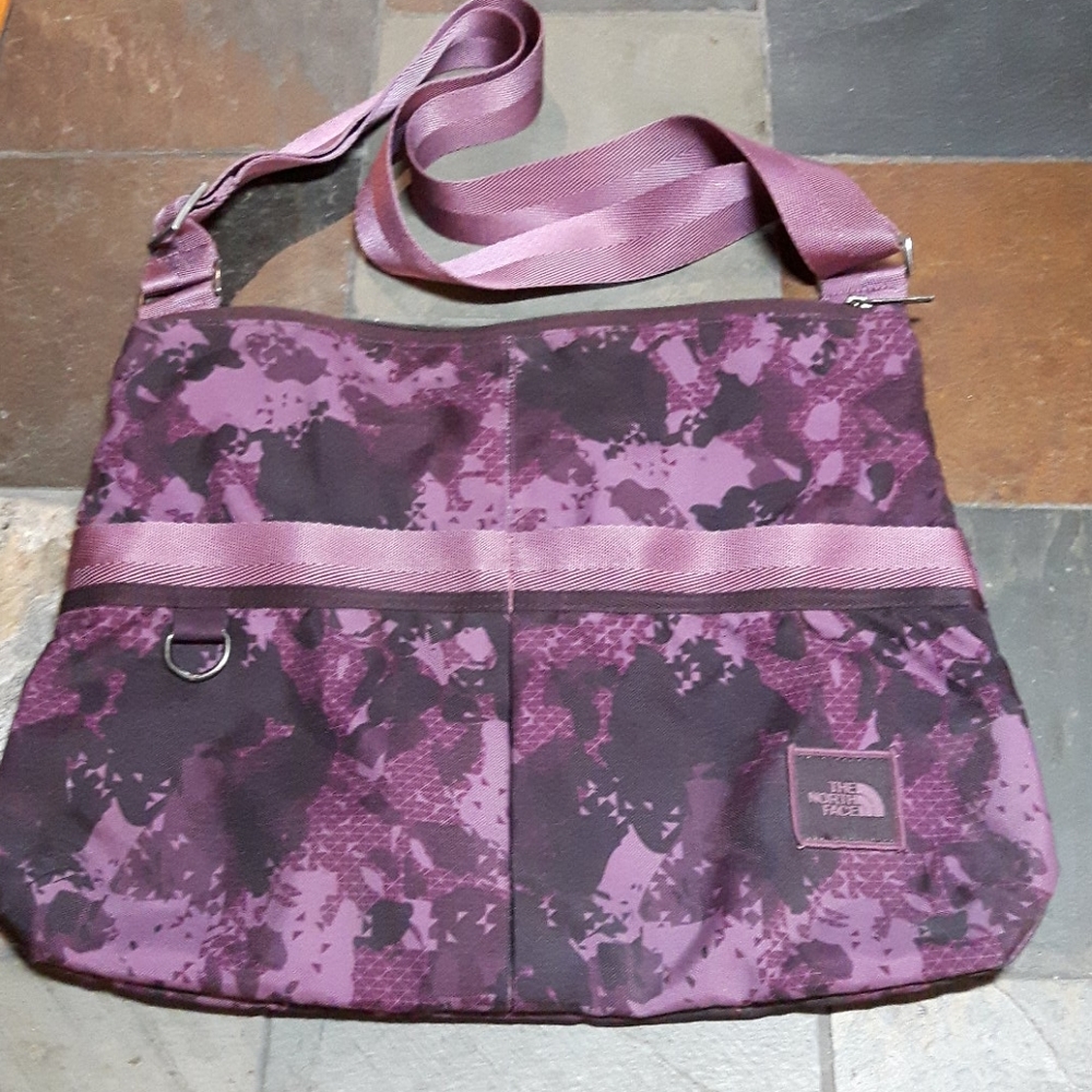 North face cross body bag
